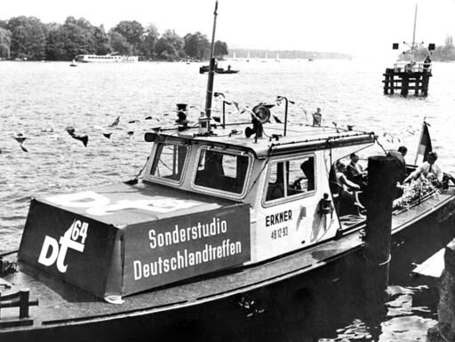 dt64: Mobile Sendestation auf der Spree. 1964